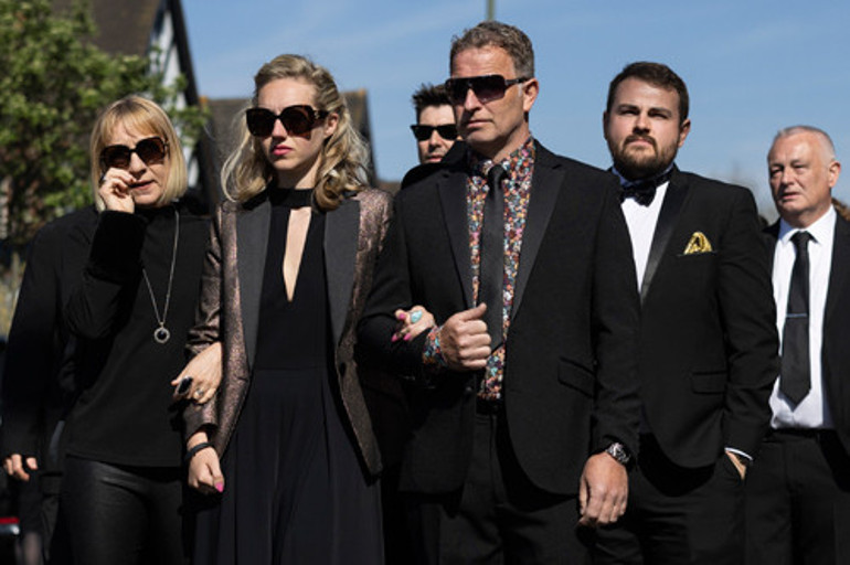 Genç müzisyenin cenaze töreninde gözyaşları sel oldu: Aşk seni koruyabilseydi, sonsuza kadar yaşardın