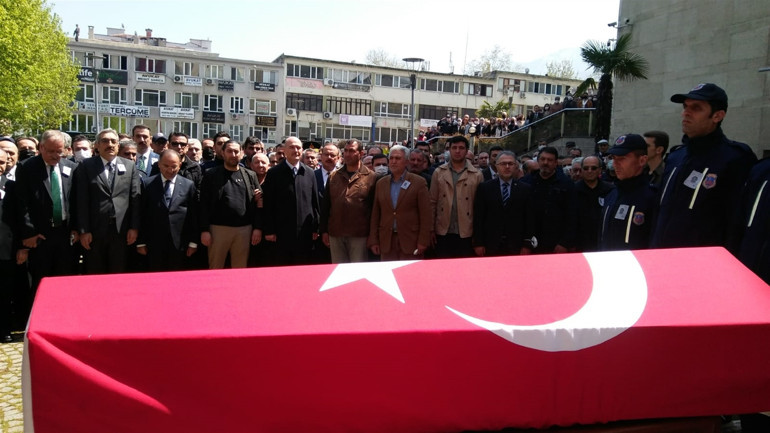 Son dakika... Bursada infaz koruma memurlarını taşıyan otobüse bombalı saldırı Acı haber geldi