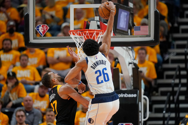 Warriors, Nuggetsı Jokice rağmen süpürüyor