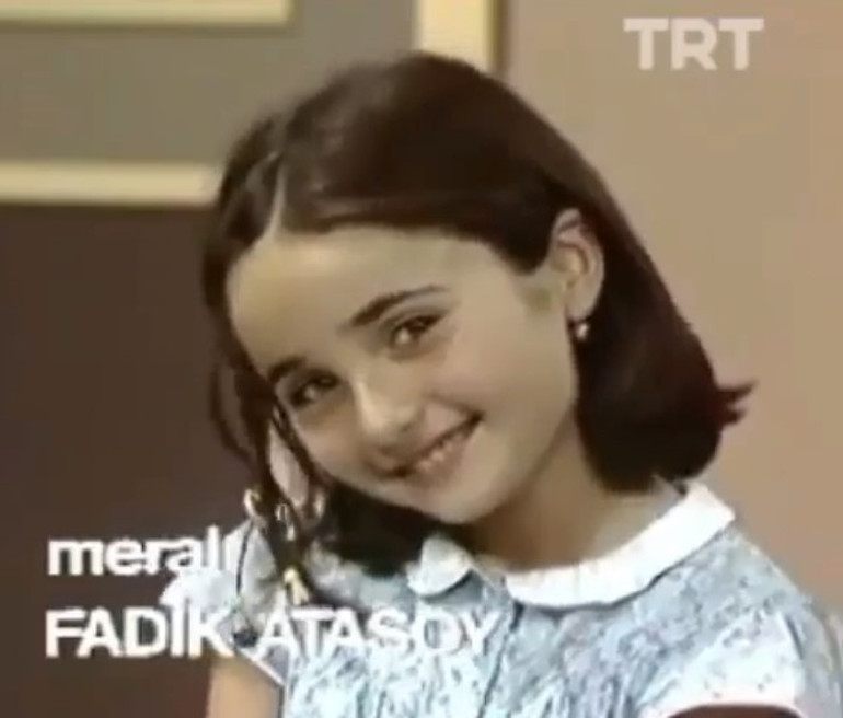 Yıl: 1972... Vatan Caddesinde bayrağımızı taşıyorum