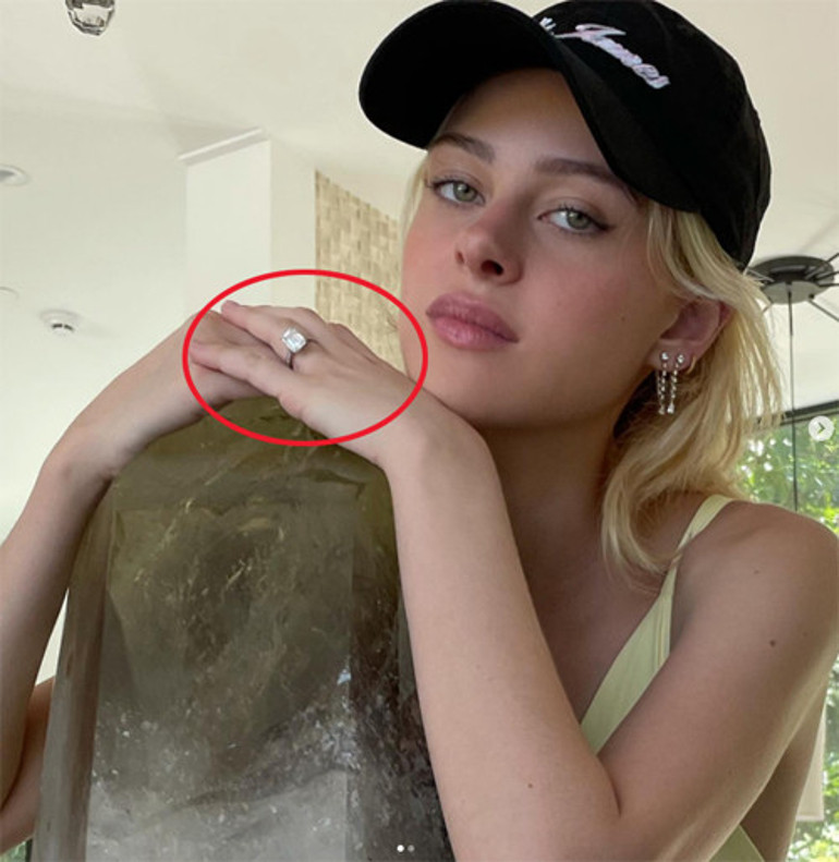 Tamtur pırlantayı yemek yaparken bile çıkarmadı: Evlendikten sonra karısının soyadını almıştı