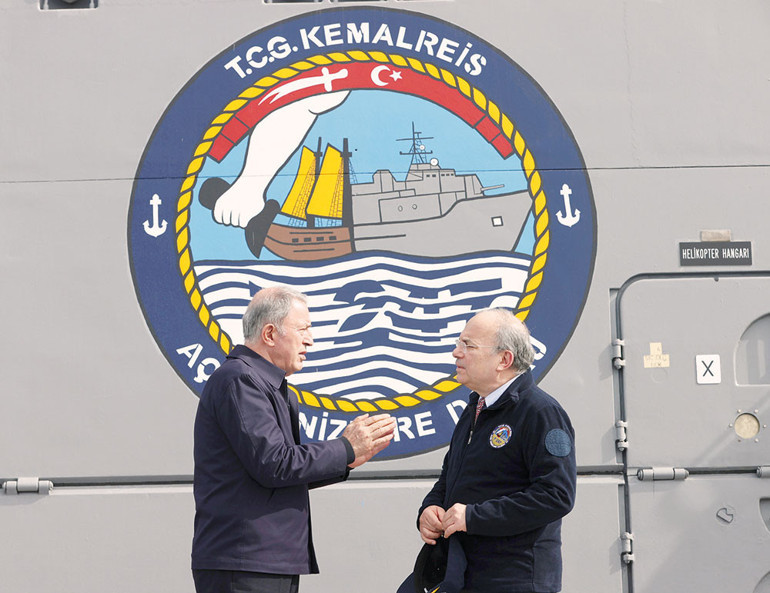 Savunma Bakanı Akar’dan NATO’ya hassas Karadeniz mesajları: Karadeniz’in dışında kalınırsa isabet olur