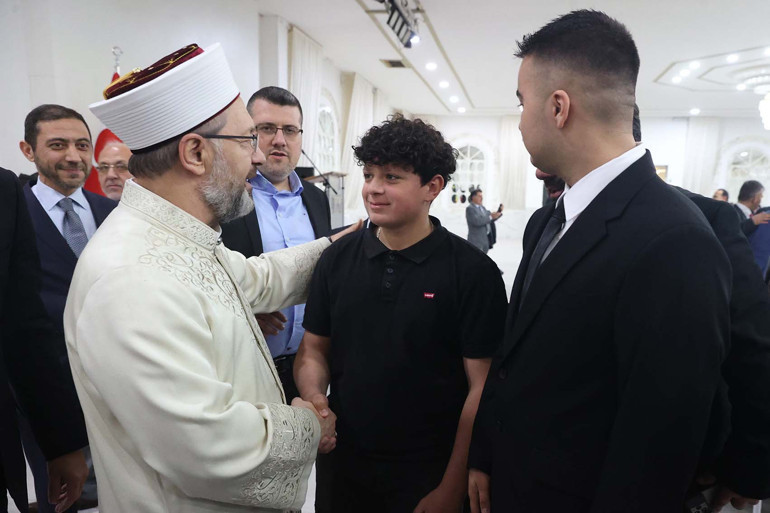 ‘Merhameti unutan, doymak bilmeyen...’