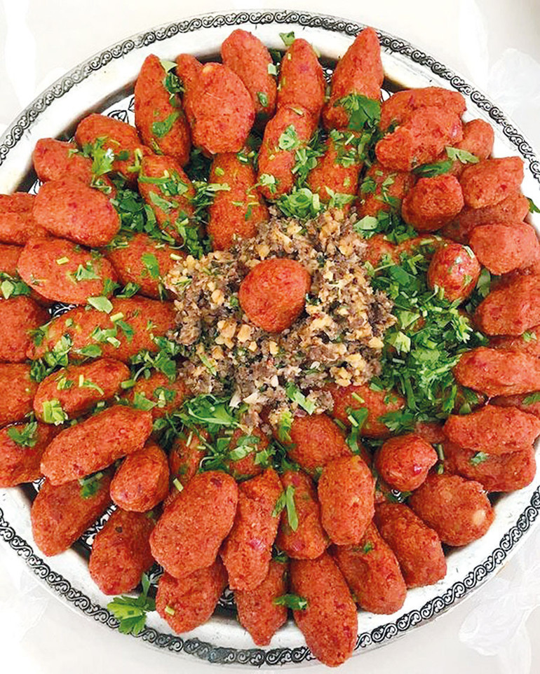 Meyveli Yoğurt Pastası