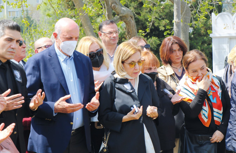 Tufan Türenç’e son veda