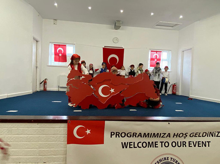 İngiltere’de 1001 kitaplı Okuma Evi açıldı