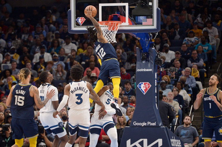 Eksik Miami Heat galip geldi ve seriyi kazandı