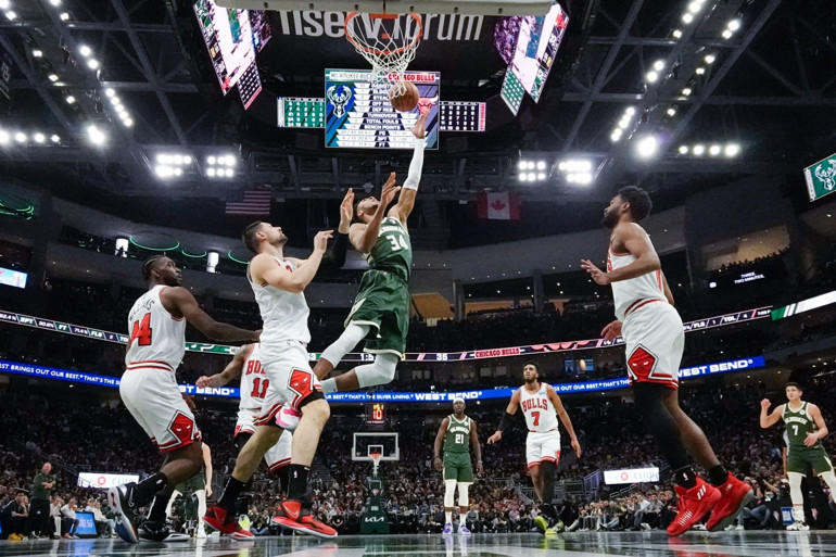 Curry - Jokic düellosunda kazanan belli oldu