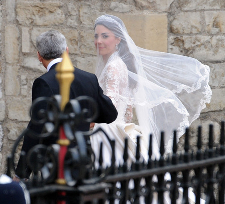 Bekleyen Katie çoktan tarih oldu: Diananın ölümünden sonra bir ilk