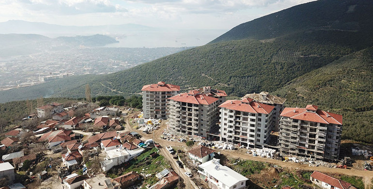 Emlakta fiyat yükseldi piyasada işler karıştı