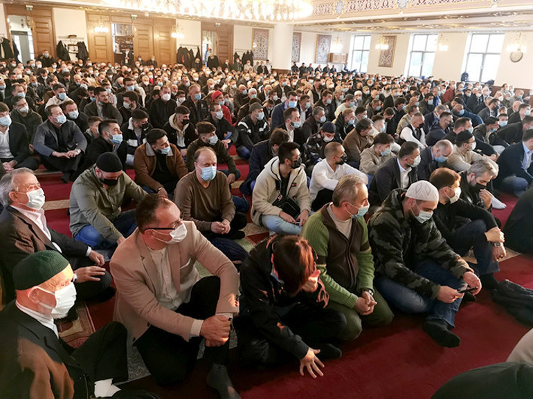 Almanya’da bayram şöleni