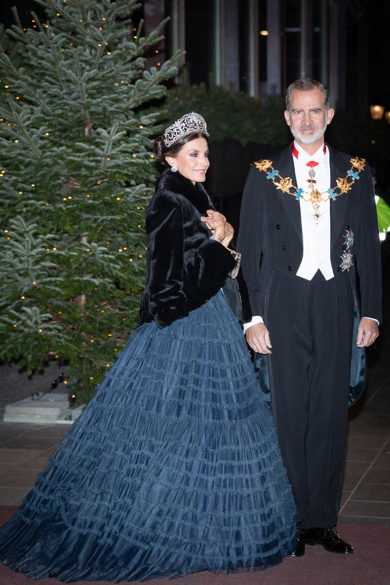 Hayatının şokunu yaşadı ama çabuk atlattı: Kraliçe pişti oldu