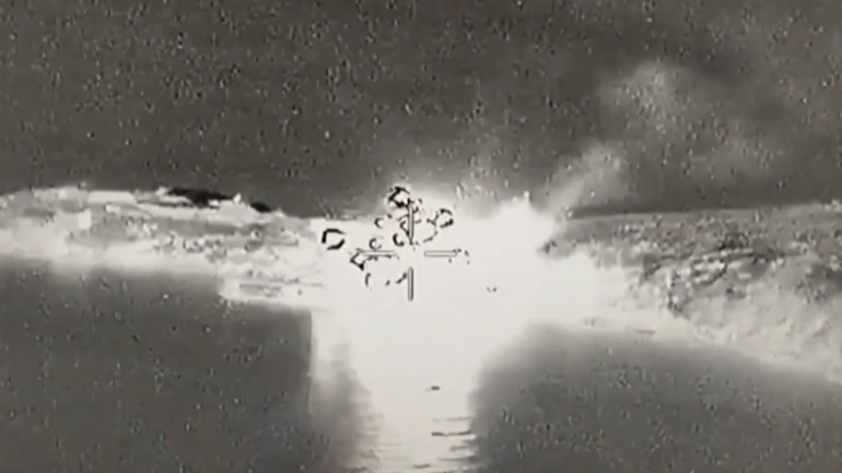 Son dakika: Ukrayna açıkladı: Bir Rus gemisini daha vurduk