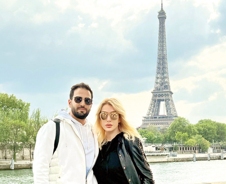 Safiye’siz balayı balayı değildir Seda Sayanın Paris gezisinde gözler onu aradı