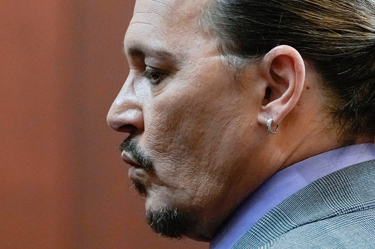 Sosyal medyayı ikna etti, peki ya jüriyi Ne olursa olsun Johnny Depp kazandı