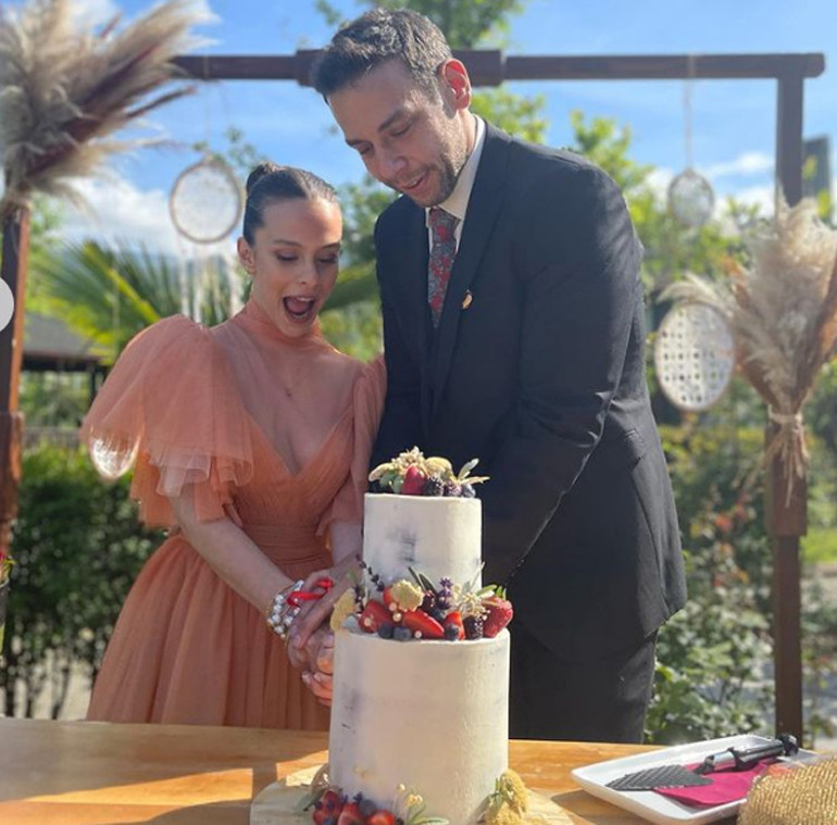 Masumlar Apartmanının Nerimanı Gizem Katmer nişanlandı