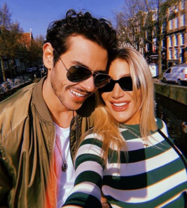 Cem Belevinin açıklaması ünlü şarkıcıyı çıldırttı Yaz sonuna kalmaz İremi şutlarım