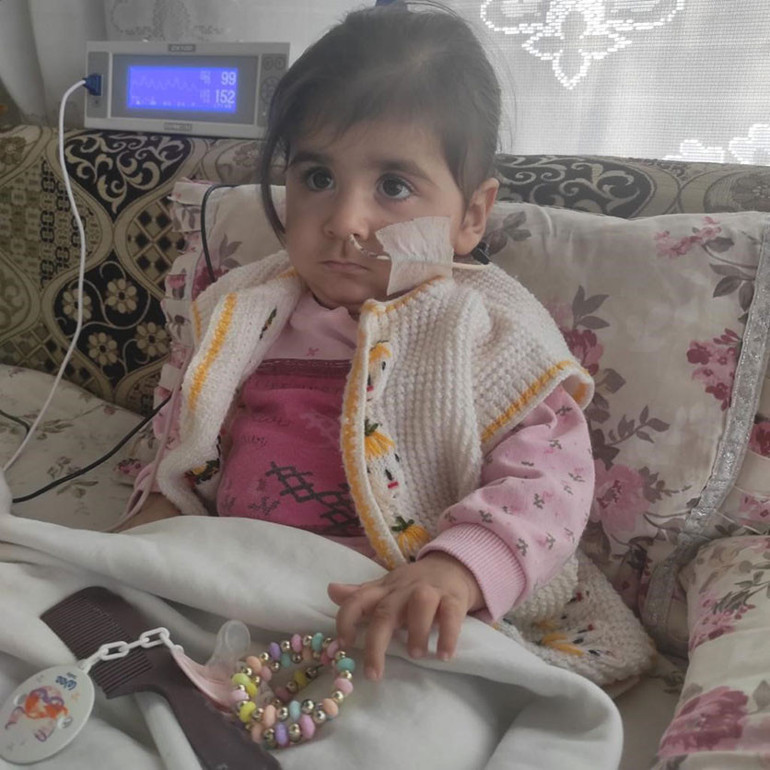 SMA Hastası Amine Hüma bebek hayata tutunmak için yardım eli bekliyor