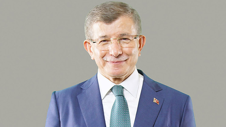 Kedicik dekoltesi, Melis’in dekoltesi