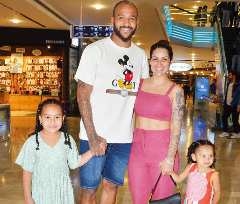 Demet Özdemirden Oğuzhan Koça romantik doğum günü mesajı