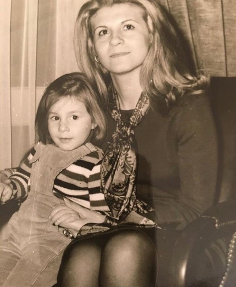 Şarkılarını milyonlar dinliyor...  Ünlü isim 29 oldu