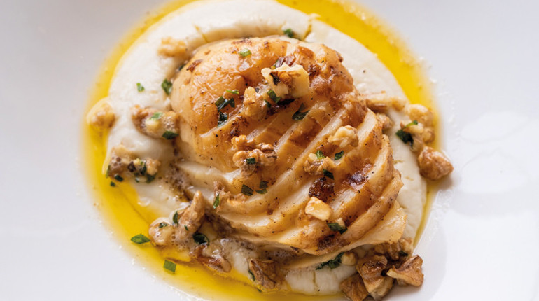 Tereyağında ılık kereviz, marine hamsi, Kore soslu dana kaburga...