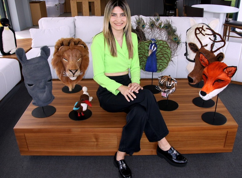 Bu serginin geliri can dostlara mama olacak