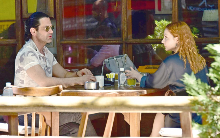 Kıyafetleri servet değerinde 730 binlik kombin...