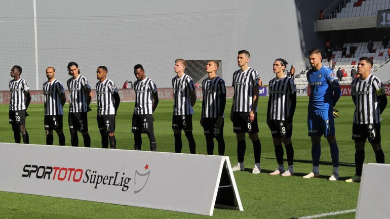 İzmirde futbol dibi gördü Göztepe, Altay, Menemenspor, Altınordu...