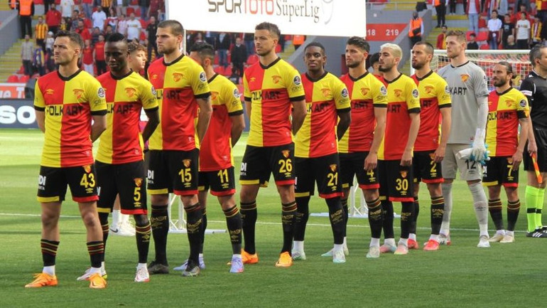 İzmirde futbol dibi gördü Göztepe, Altay, Menemenspor, Altınordu...