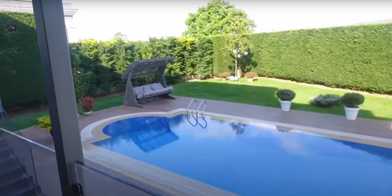 Evimin yeri belli olmasın diye paylaşmıyordum.... Modadaki 10 yıllık yuvama veda ettim