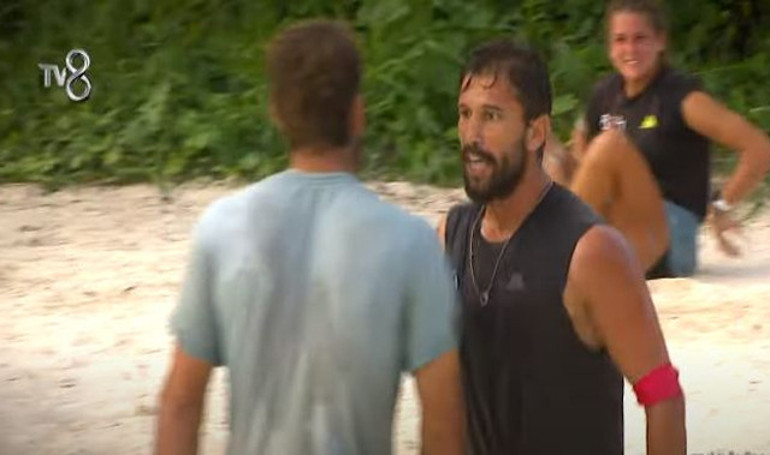 Evrim, Nisa, Berkan, Seda, Ogeday ve Hikmet potaya çıktı... Elenen isim şoke etti Survivor All Starda gözyaşları sel oldu