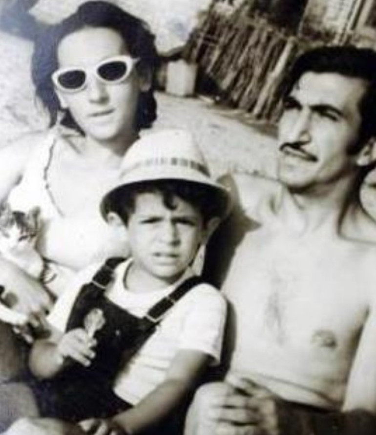 Ünlü sanatçıdan duygulandıran paylaşım... İyi ki tek kızınız olmuşum