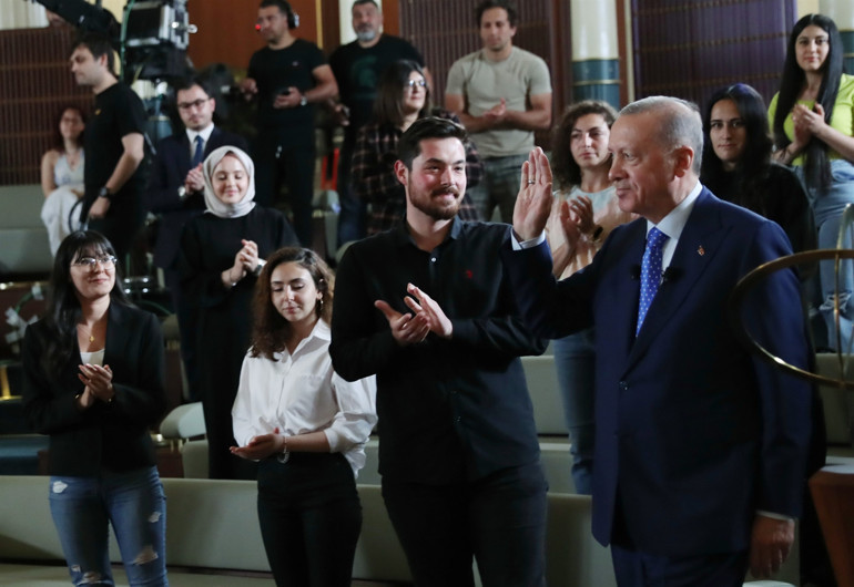 Son dakika: Cumhurbaşkanı Erdoğan: Hedefimiz briket evlerde 1 milyon Suriyeliyi barındırabilmek