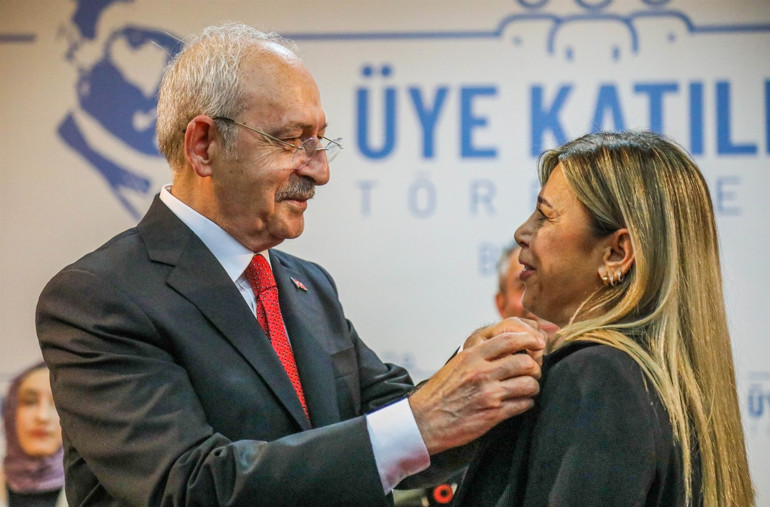 Kılıçdaroğlu: Bu ülkeyi büyütecek olan sizin azim ve kararlılığınız