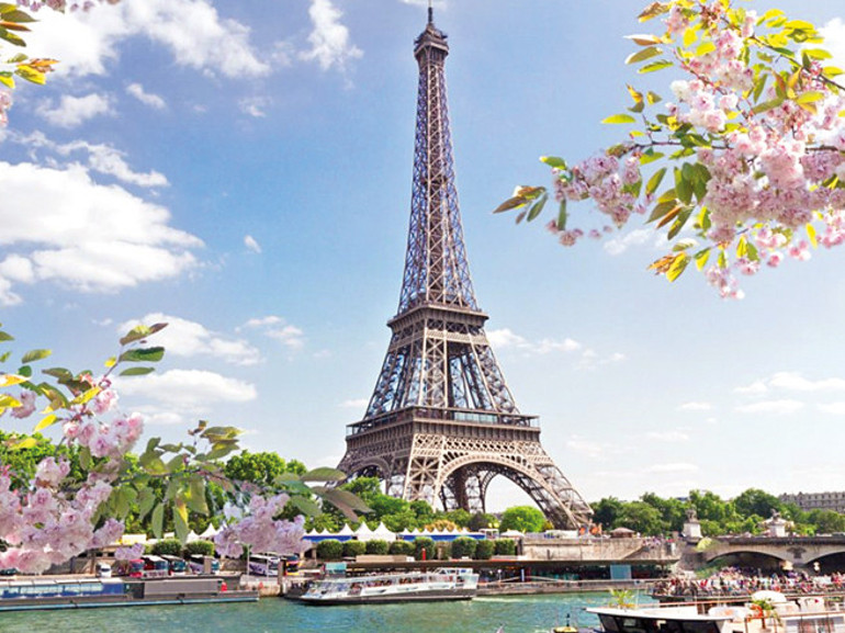 Mehmet Germiyanlıgil ve Elif Dürüst’ün mezuniyet sevinci... Sanat hayatına New York’ta devam edecek