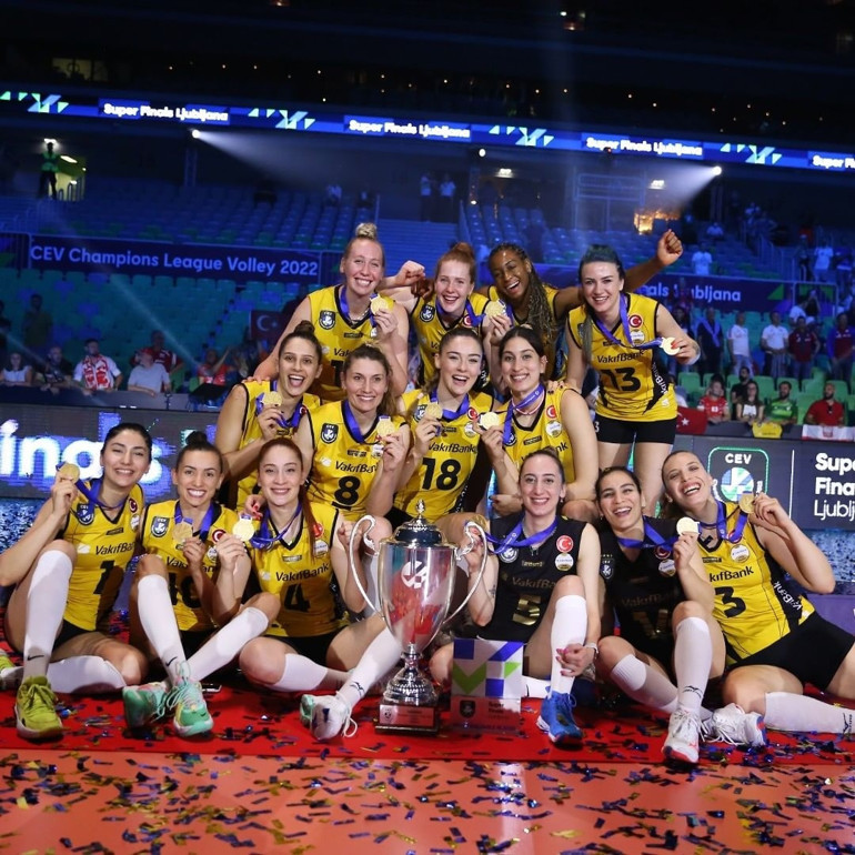 Son Dakika: VakıfBank dev transferi resmen açıkladı Final sonrası Paola Egonu ve Isabelle Haak...