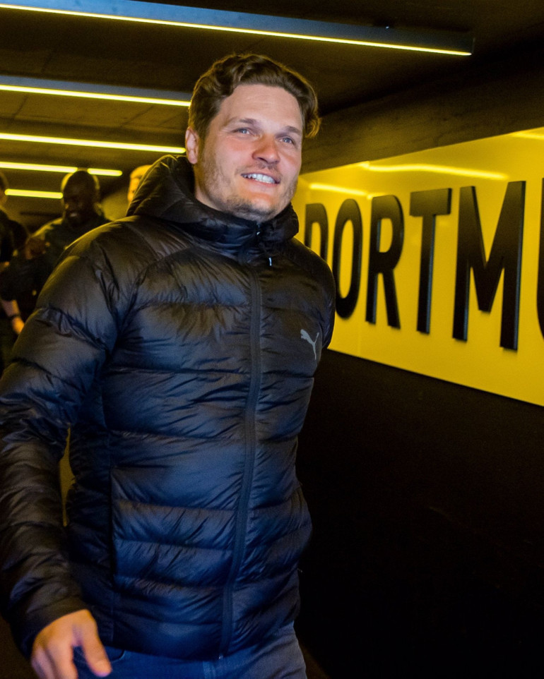 Son Dakika: Borussia Dortmund, Salih Özcanı resmen açıkladı 4 yıllık imza ve 10 milyon Euro iddiası...