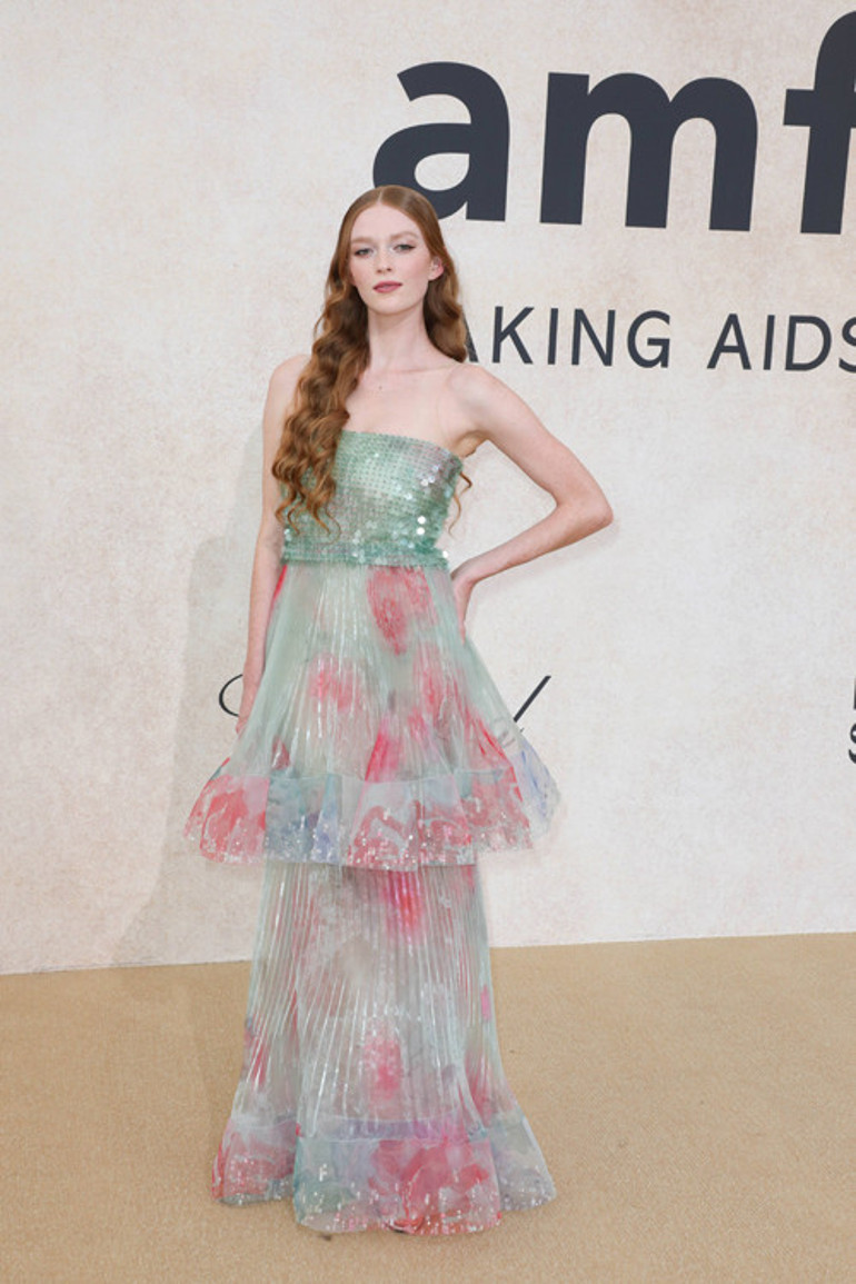 Olaylı elbiseyi bu sefer de o giydi