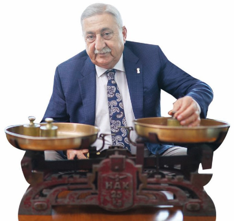 Türkiyenin bakkal amcası