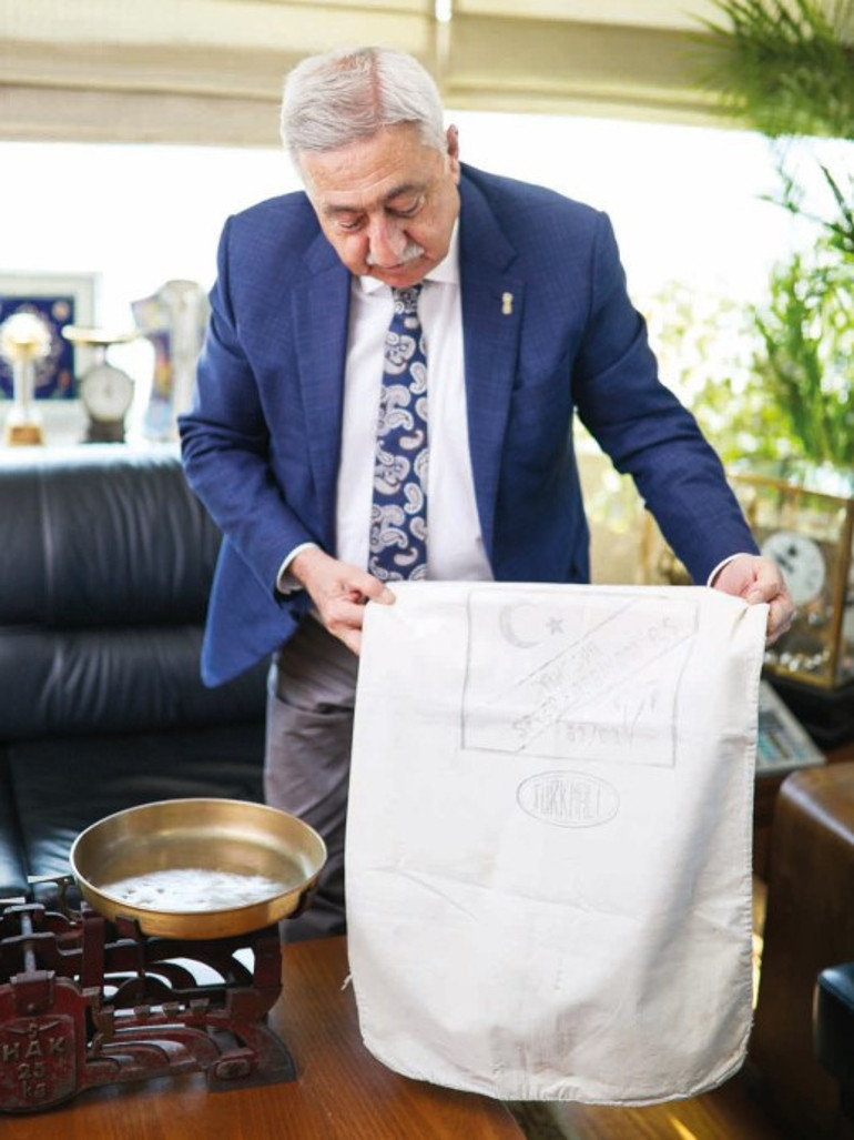 Türkiyenin bakkal amcası