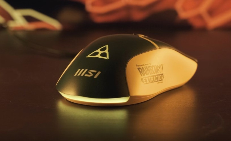MSI Crosshair 15 Rainbow Six Extraction Edition incelemesi