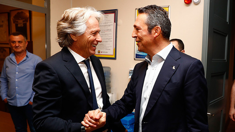 Son Dakika: Fenerbahçe Jorge Jesusu KAPa bildirdi Portekizli teknik adam stadı gezdi, fotoğraflar paylaşıldı