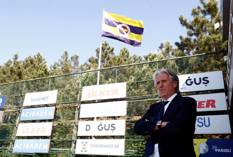Son dakika: Jorge Jesus, Fenerbahçenin Samandıra Can Bartu Tesislerini gezdi