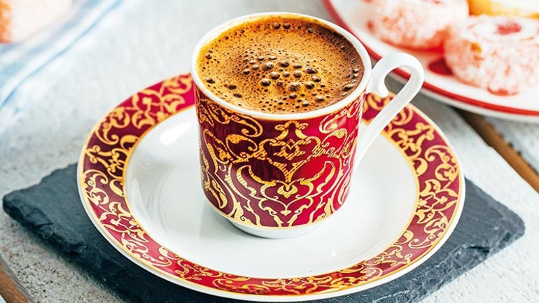 Türk kahvesinin gönül elçisi