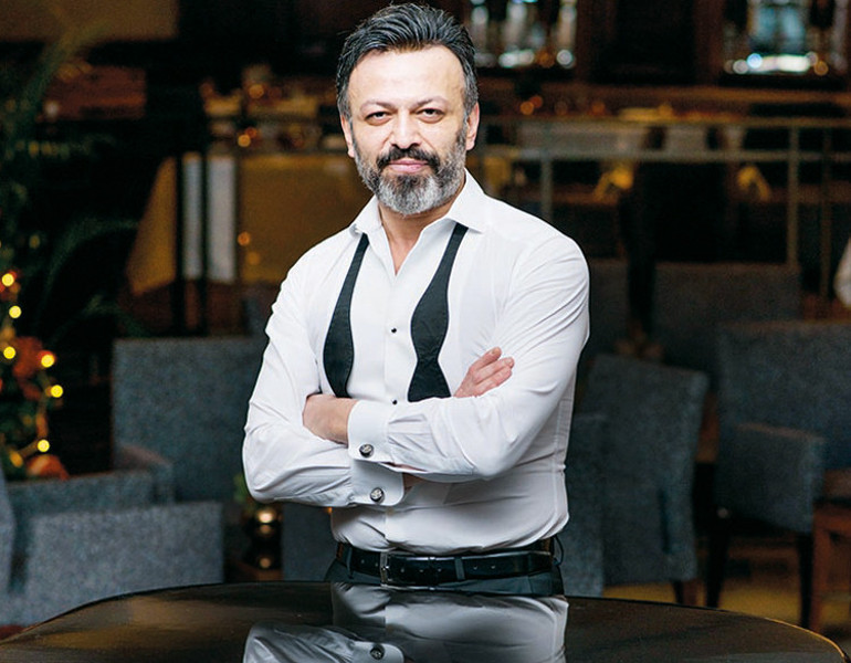 Sinem Kobal ile Kenan İmirzalıoğlunun kızları hastanede tedavi görüyordu... Minik Leyla iyileşiyor