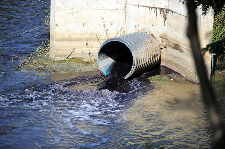Nilüfer Çayı siyah akmaya başladı, analizde en kötü sonuç çıktı Tehlikeye dikkat çekti