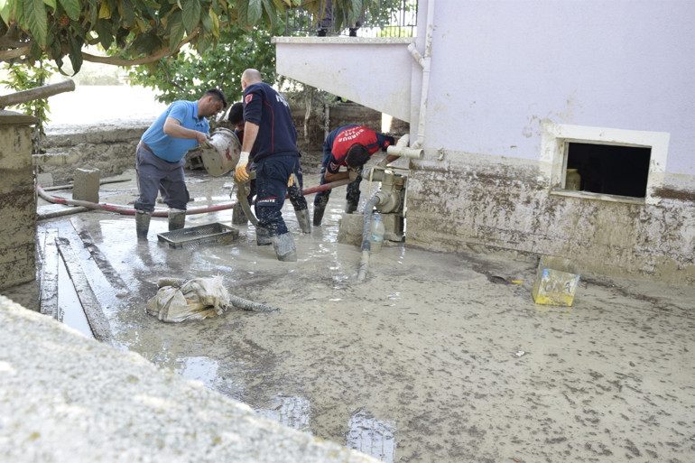 Burdurda sel felaketi Vali Ali Arslantaş son durumu aktardı
