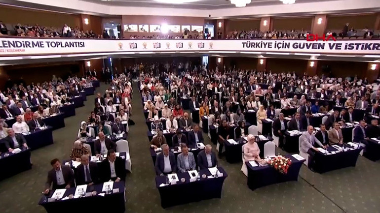 AK Parti Kızılcahamam Kampı... Cumhurbaşkanı Erdoğandan çiftçi ve memurlara iki ayrı müjde