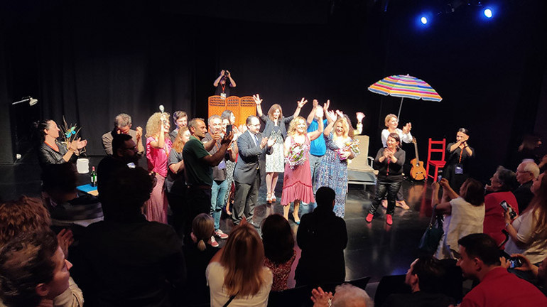 Frankfurt’ta tiyatro coşkusu sürüyor